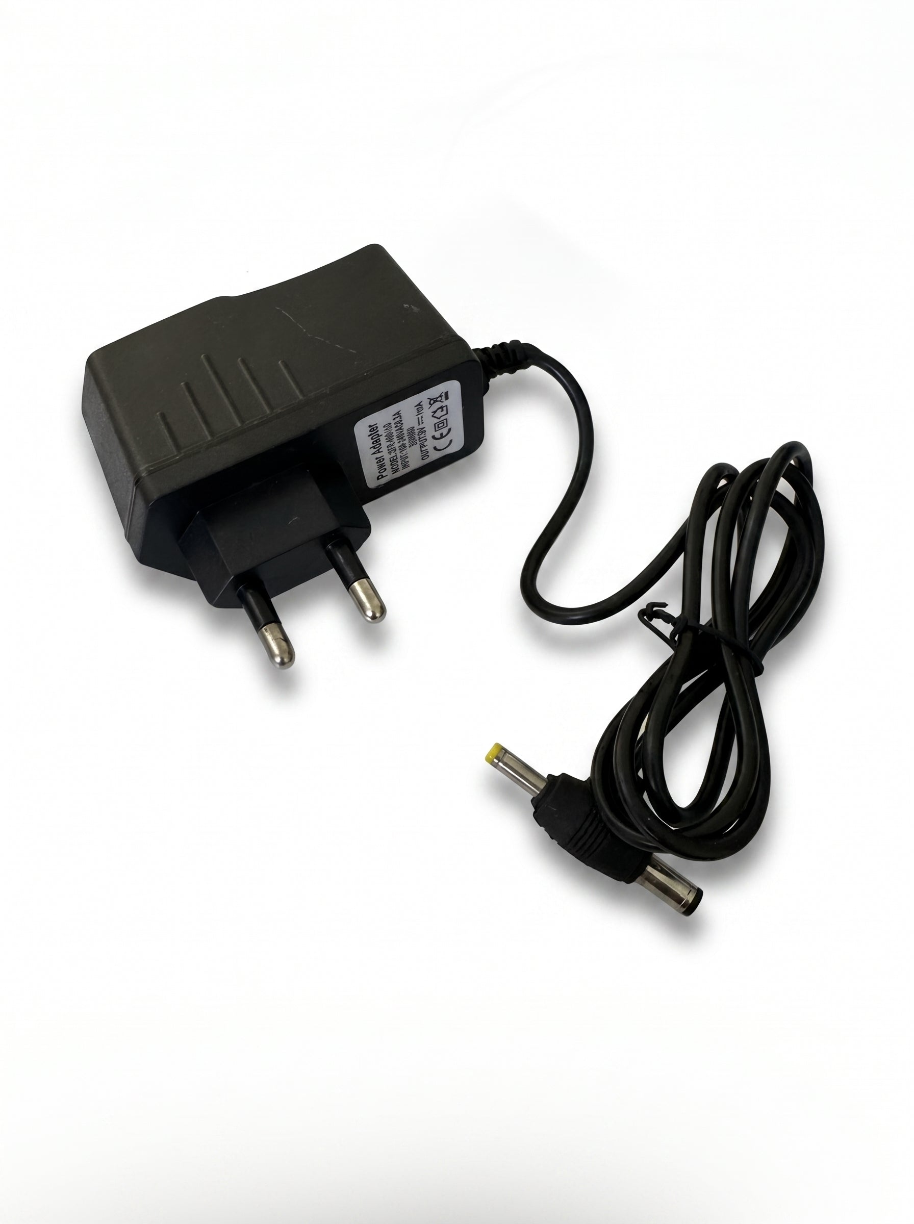QFX-090150 Power Adapter 5V 1A – AC/DC Adapter for Router, ONU, Modem & Electronic Devices